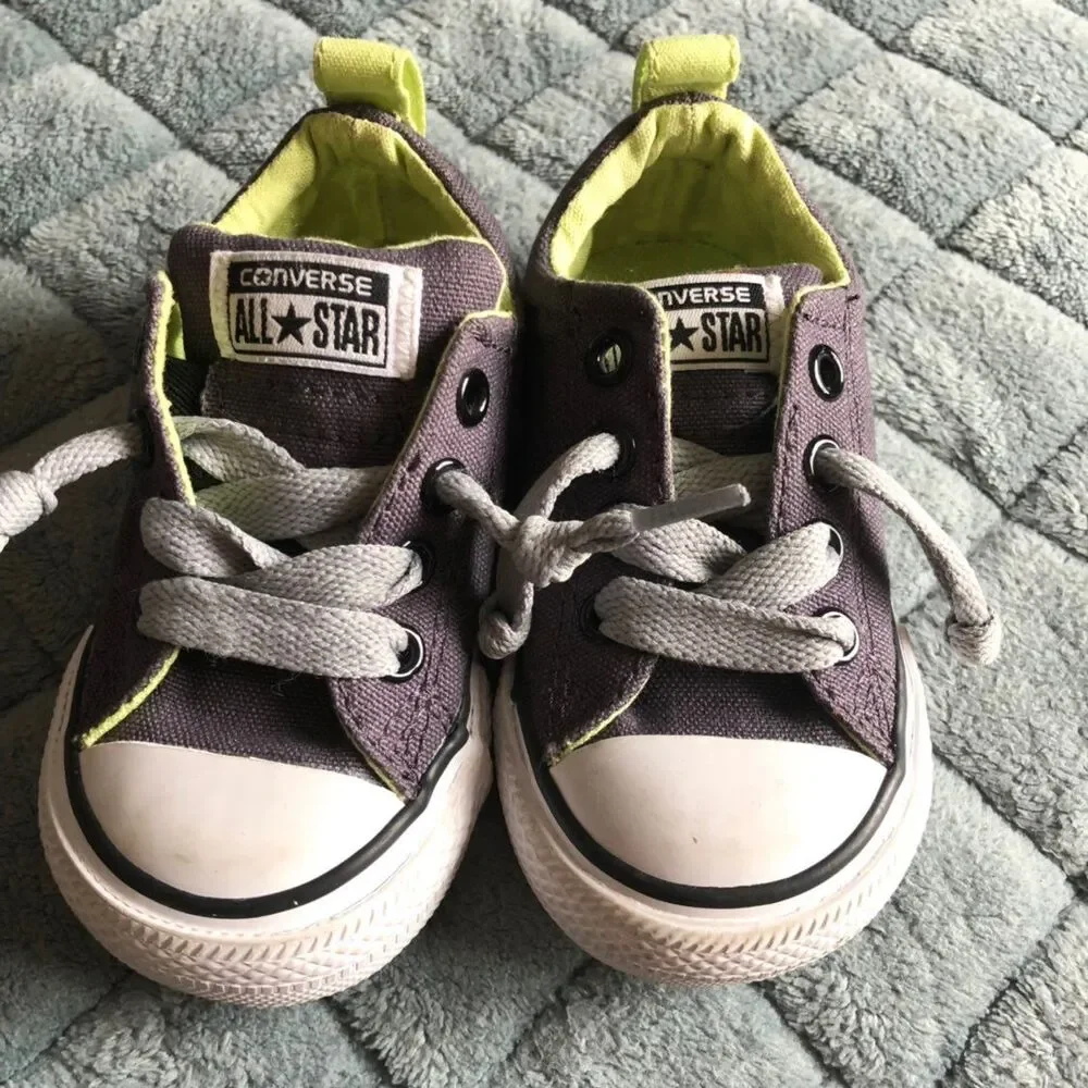 Converse Infant Size 5 Grey